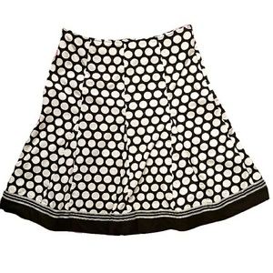 Polka dot flounce skirt
